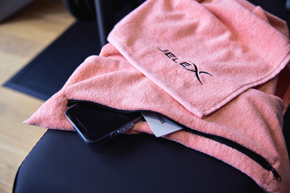JELEX "100FIT" Fitness Handtuch mit Zip-Tasche rosa